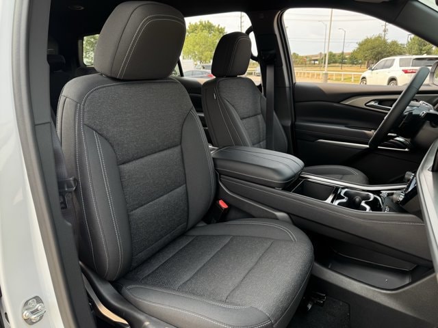 2027 Chevrolet Traverse LT - Photo 24