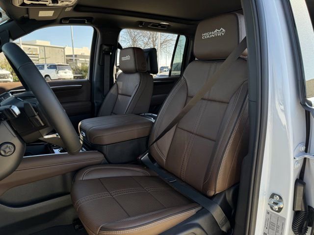 New 2026 Polar White Tricoat Chevrolet High Country image 21