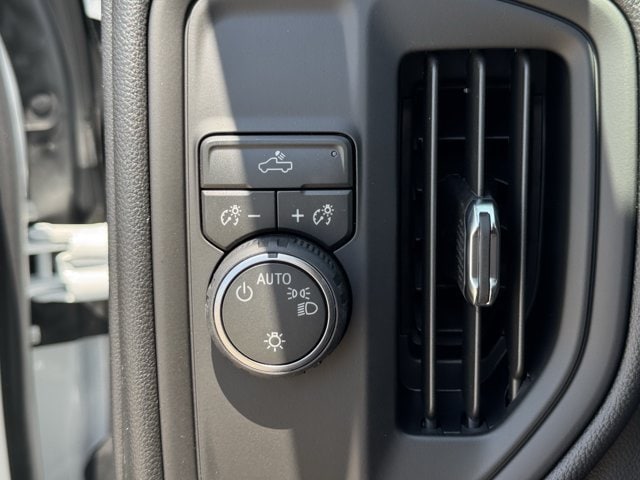 2026 Chevrolet Silverado 1500 Custom - Photo 19