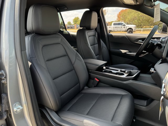 2027 Chevrolet Equinox LT - Photo 24