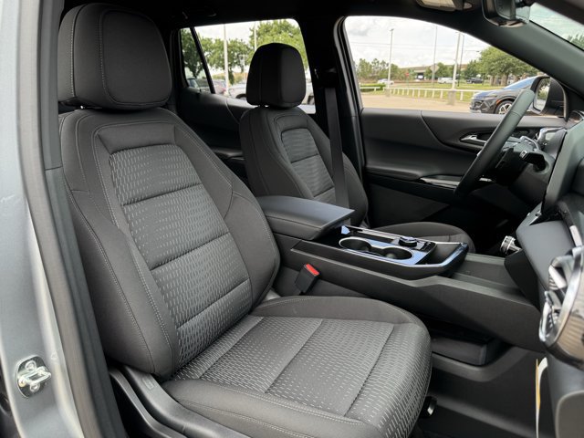 2027 Chevrolet Equinox LT - Photo 25