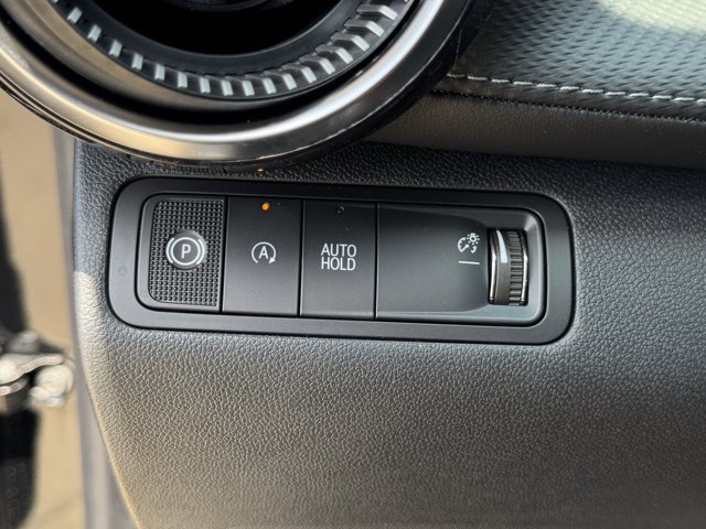 2027 Chevrolet Equinox LT - Photo 19