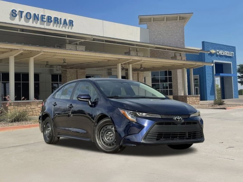 Used 2023 Toyota Corolla LE Sedan