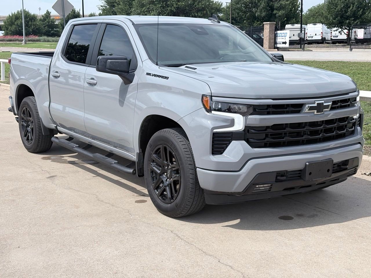 2025 Chevrolet Silverado 1500 RST Crew Cab Short Box's photo