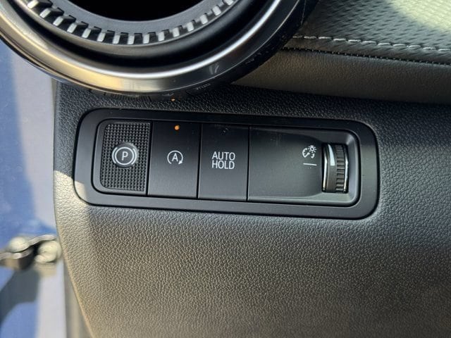 2027 Chevrolet Equinox LT - Photo 18