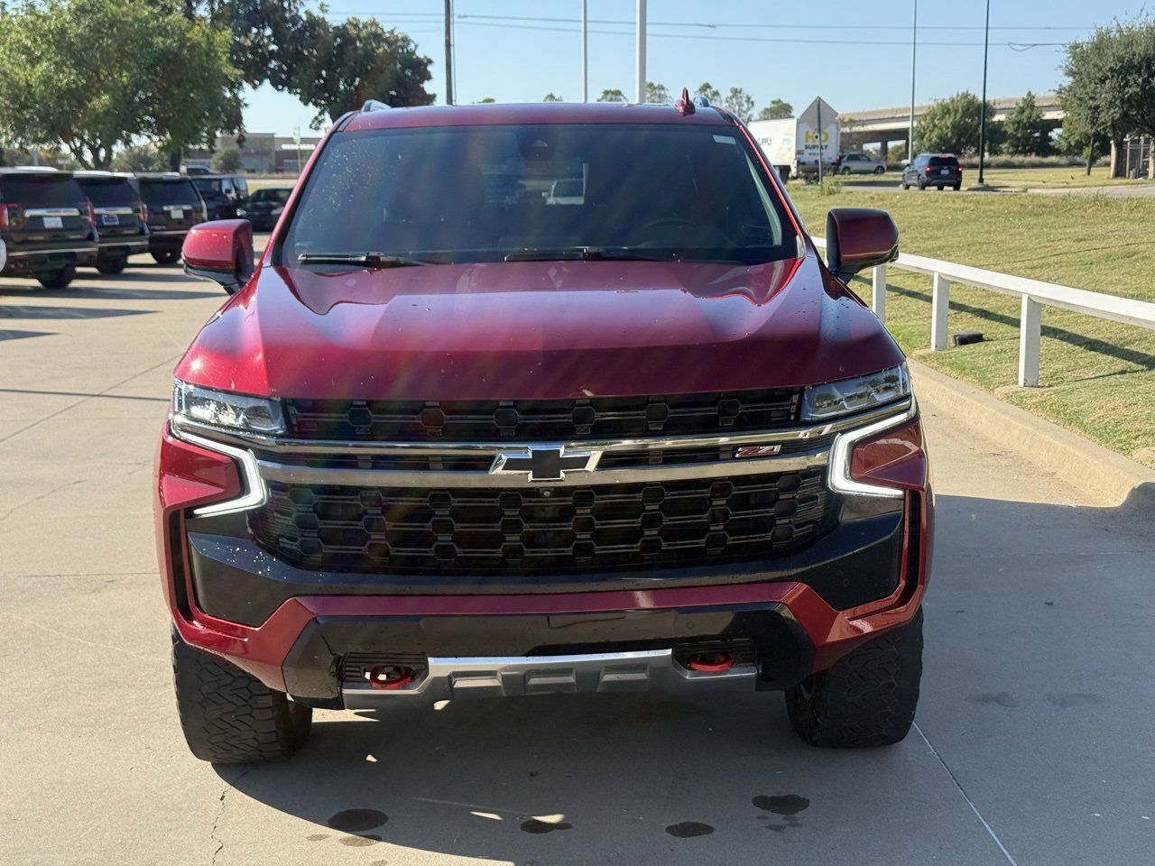 2021 Chevrolet Tahoe Z71 photo 2
