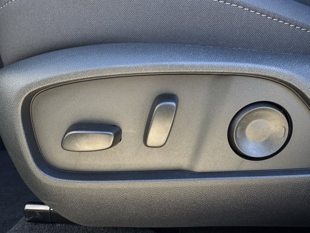 2026 Chevrolet Equinox LT - Photo 23