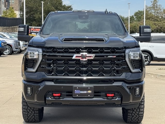 2026 Chevrolet Silverado 2500 HD ZR2 - Photo 8