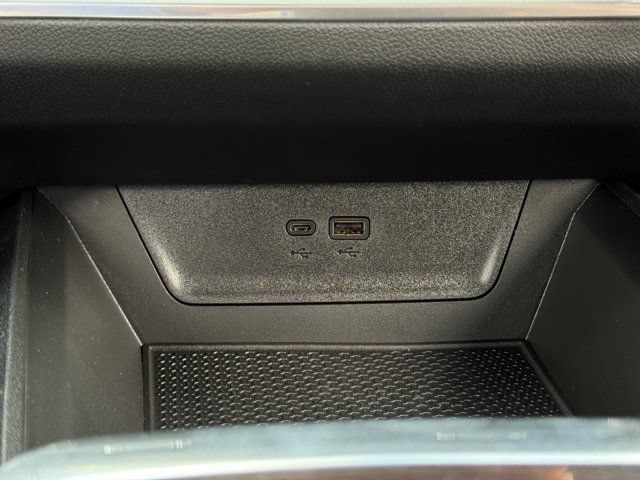 2027 Chevrolet Equinox LT - Photo 16