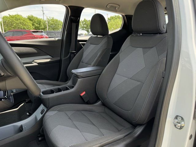2027 Chevrolet Bolt LT - Photo 20
