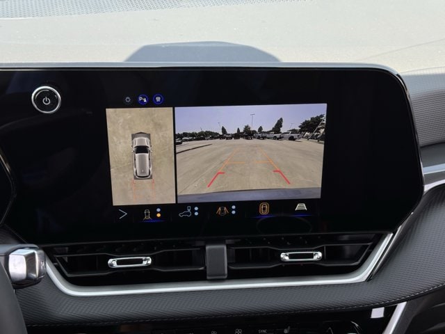 2027 Chevrolet Equinox LT - Photo 14