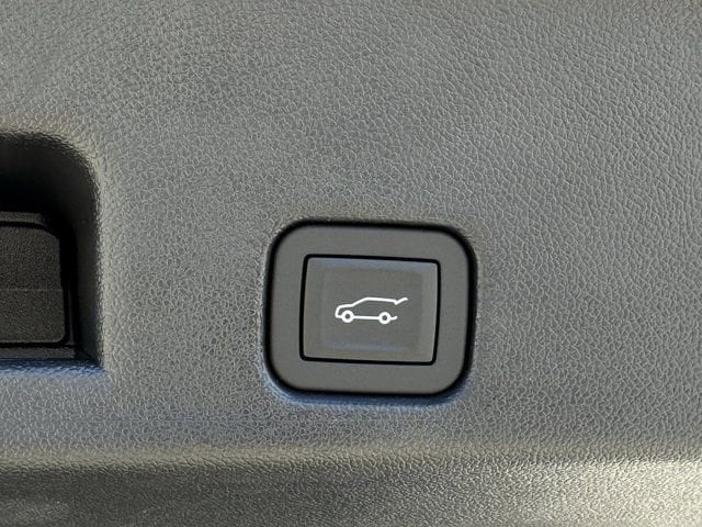 2025 Chevrolet Traverse LT - Photo 27