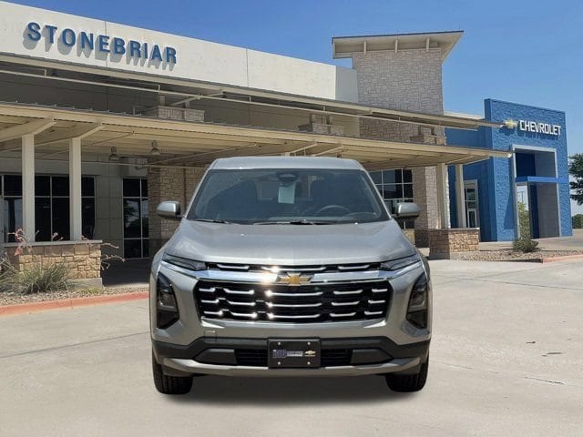 2027 Chevrolet Equinox LT - Photo 8