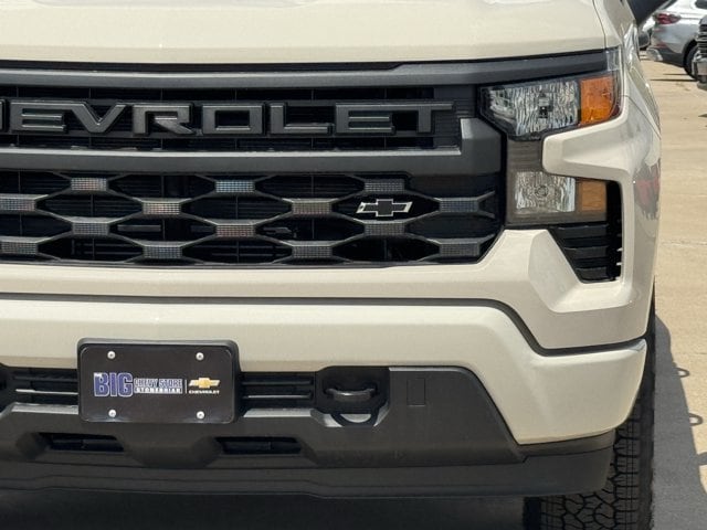 2026 Chevrolet Silverado 1500 Custom - Photo 9