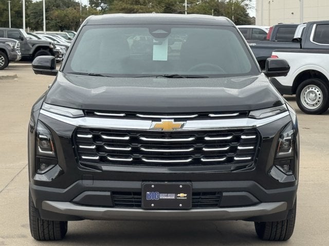 2027 Chevrolet Equinox LT - Photo 8