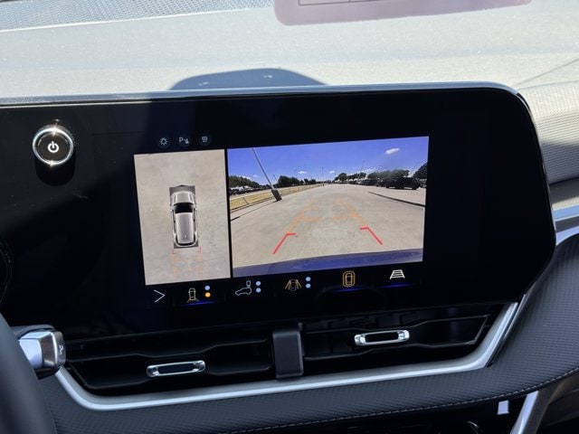 2027 Chevrolet Equinox LT - Photo 14