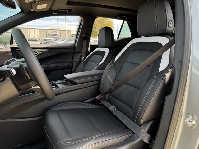 2026 Chevrolet Blazer EV LT - Photo 17