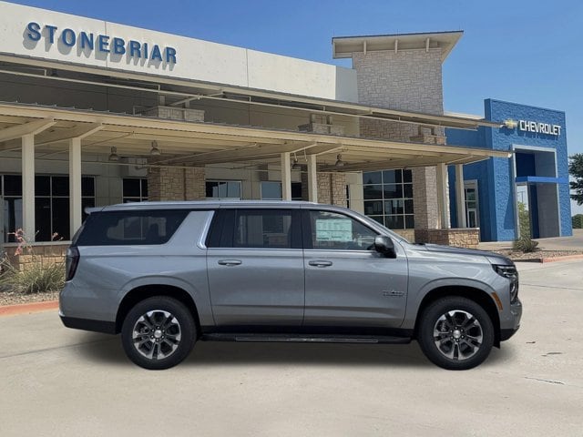 2026 Chevrolet Suburban LT - Photo 4