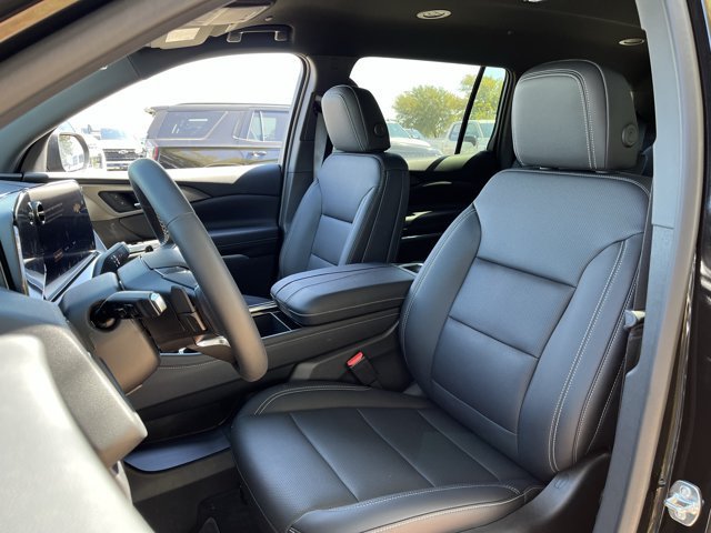 2027 Chevrolet Traverse LT - Photo 21