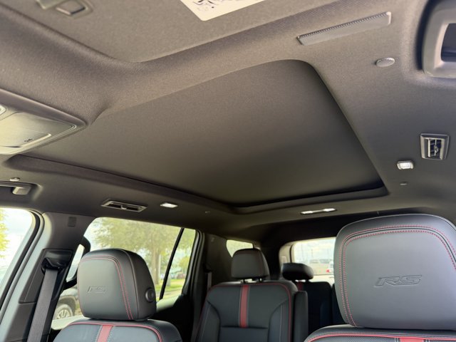 2027 Chevrolet Traverse RS - Photo 23