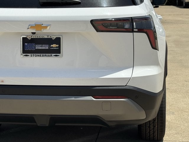 2027 Chevrolet Equinox LT - Photo 7