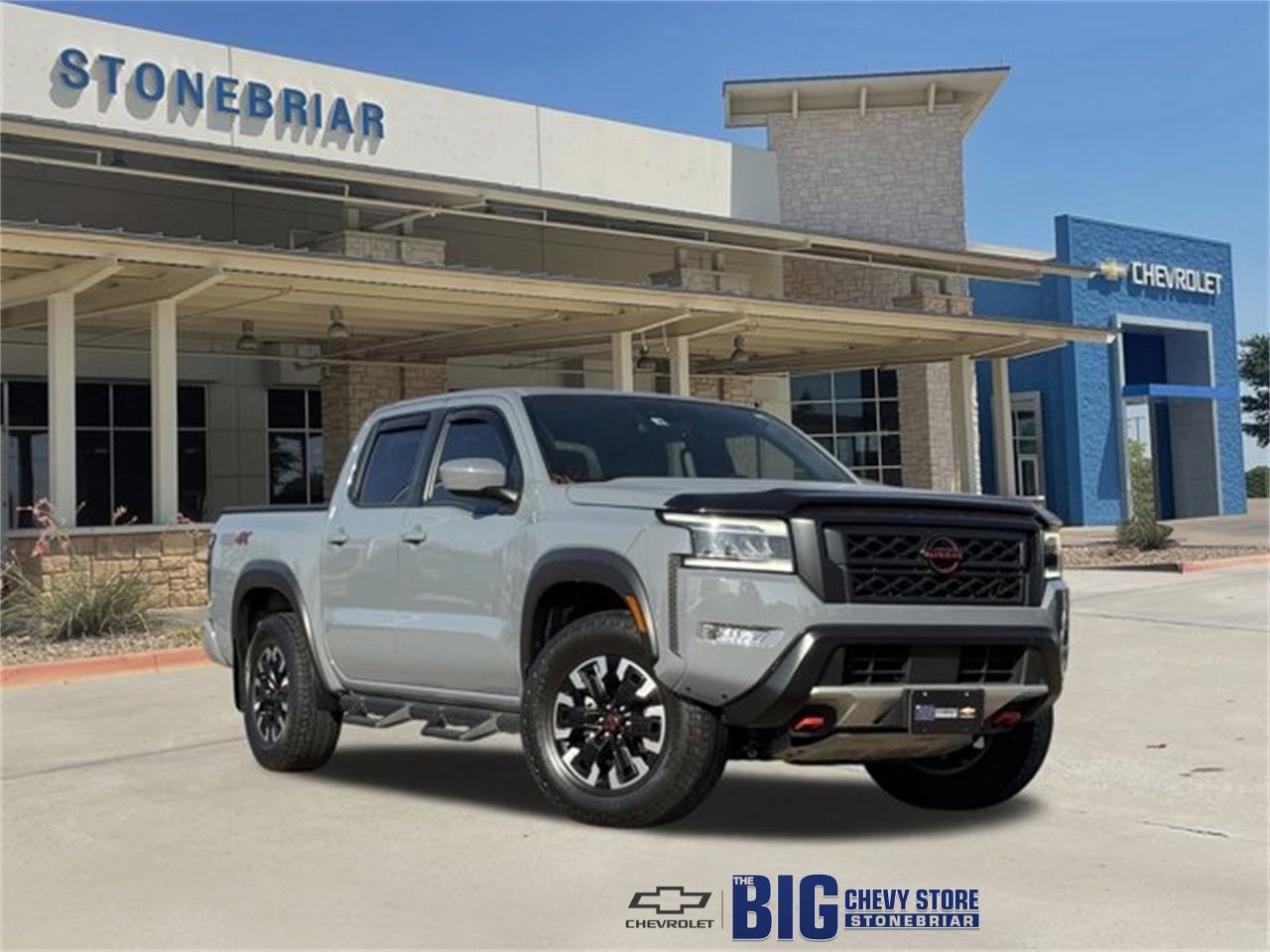 2023 Nissan Frontier PRO-4X's photo