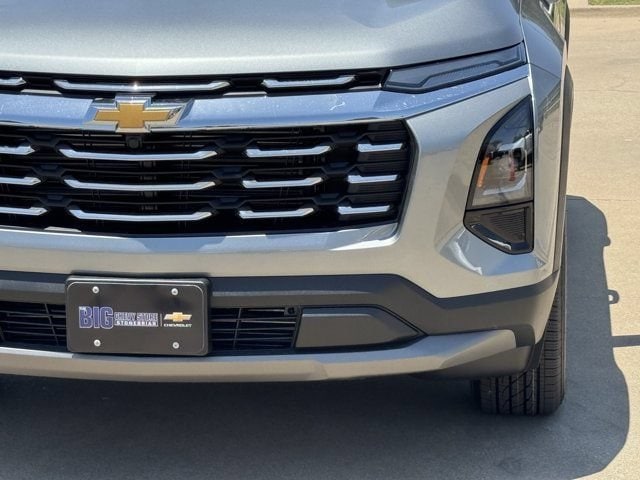 2027 Chevrolet Equinox LT - Photo 9