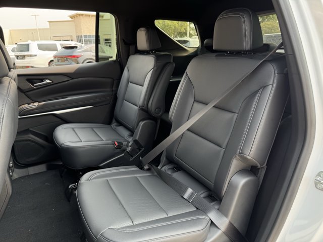 2027 Chevrolet Traverse LT - Photo 22