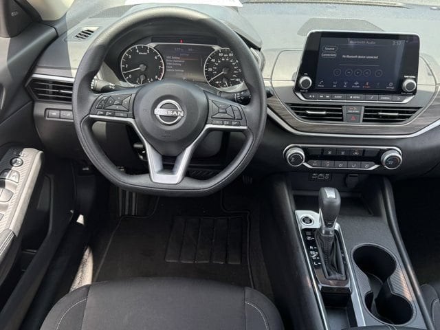 2025 Nissan Altima SV - Photo 11