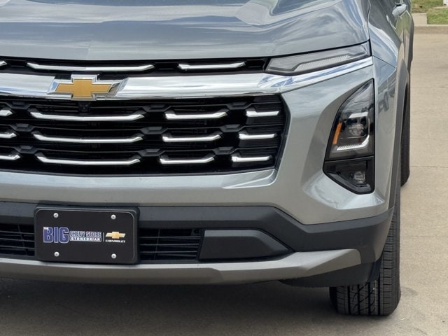 2027 Chevrolet Equinox LT - Photo 9