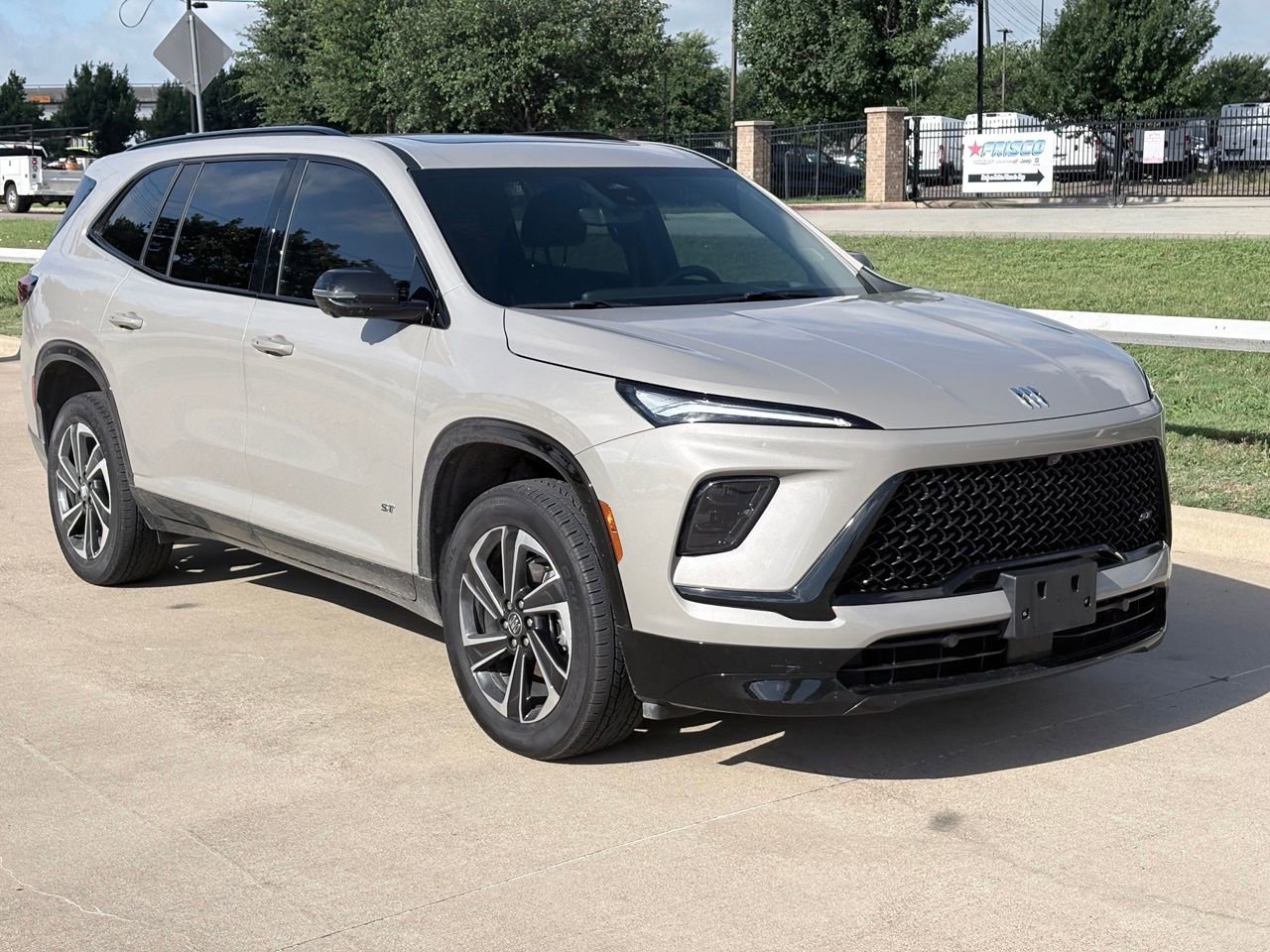 2026 Buick Enclave Sport Touring's photo