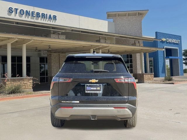 2027 Chevrolet Equinox LT - Photo 6