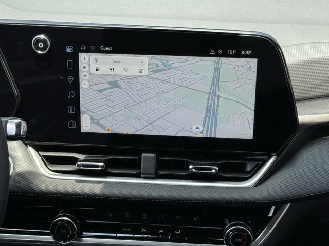 2027 Chevrolet Equinox LT - Photo 13