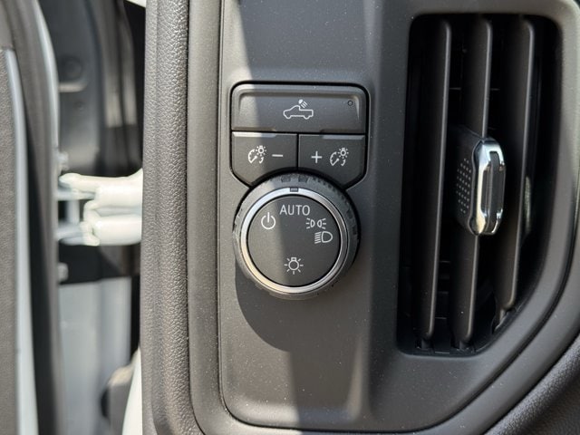 2026 Chevrolet Silverado 1500 Custom - Photo 19