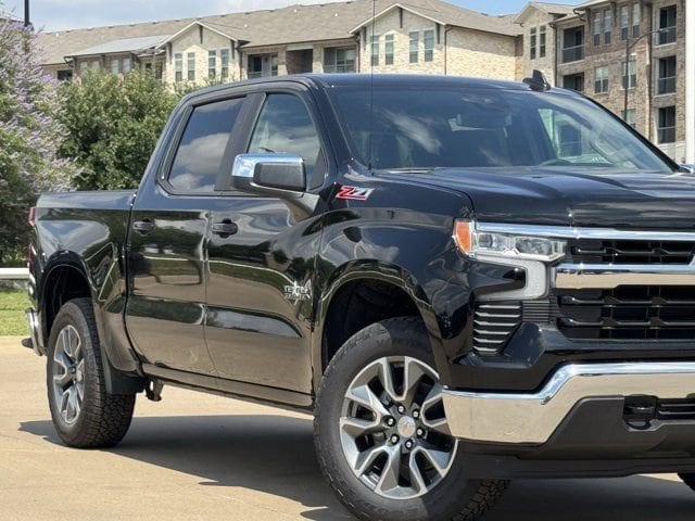 2026 Chevrolet Silverado 1500 LT - Photo 3
