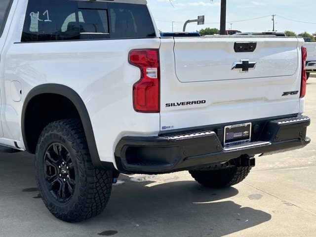 2026 Chevrolet Silverado 1500 ZR2 - Photo 6