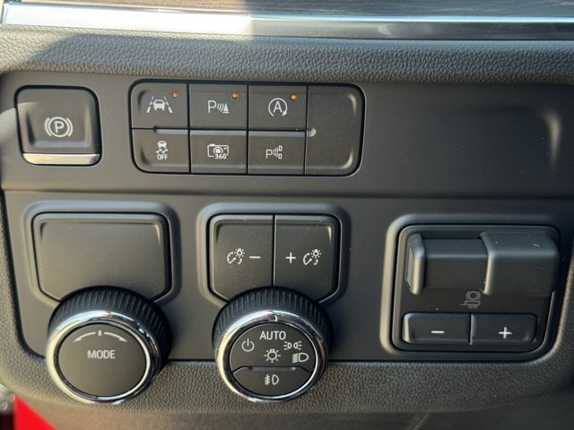 2026 Chevrolet Tahoe Premier - Photo 18
