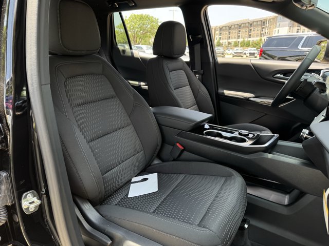 2027 Chevrolet Equinox LT - Photo 25