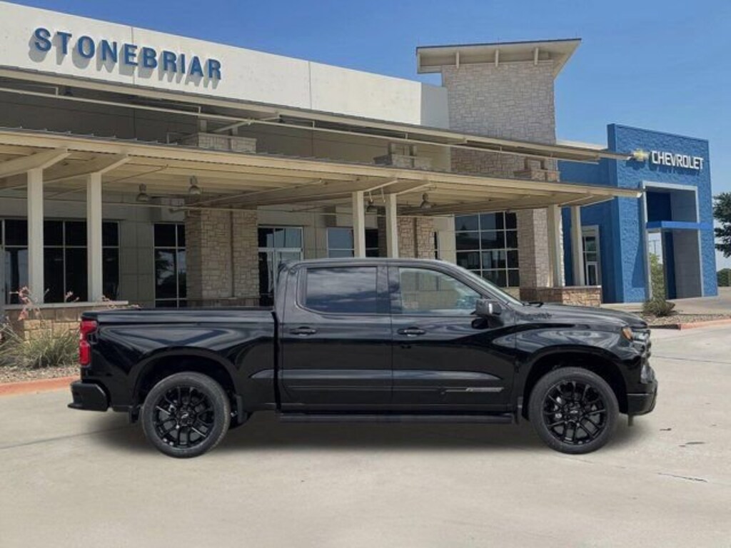 New 2026 Chevrolet Silverado 1500 High Country Truck Crew Cab