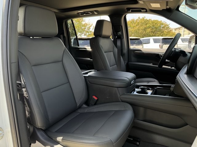 2026 Chevrolet Suburban Z71 - Photo 22