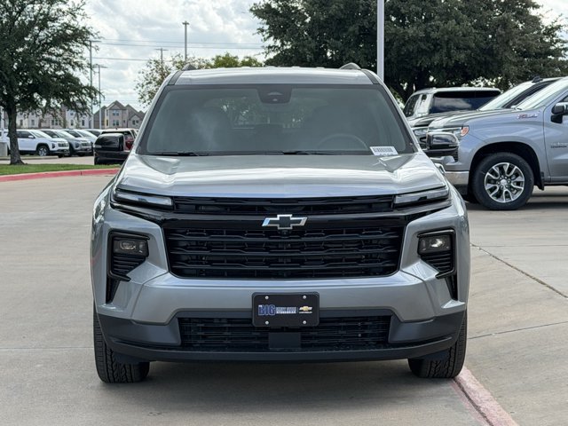 2027 Chevrolet Traverse LT - Photo 8