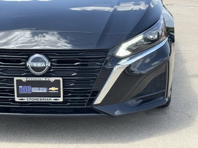 2025 Nissan Altima SV - Photo 9