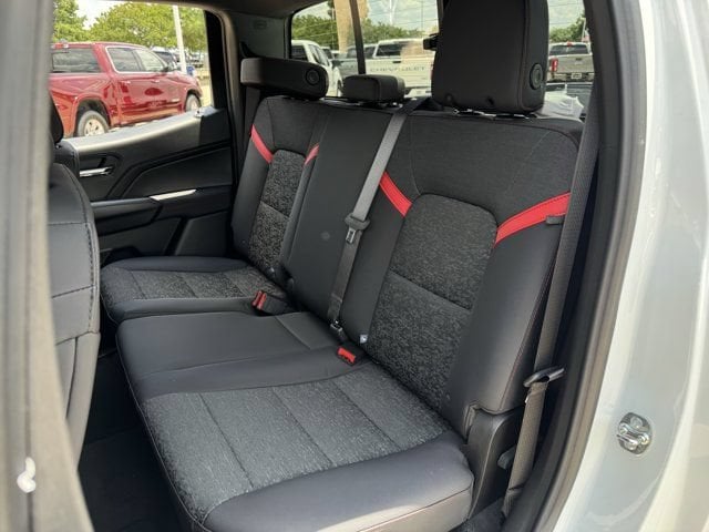 2026 Chevrolet Colorado Z71 - Photo 19