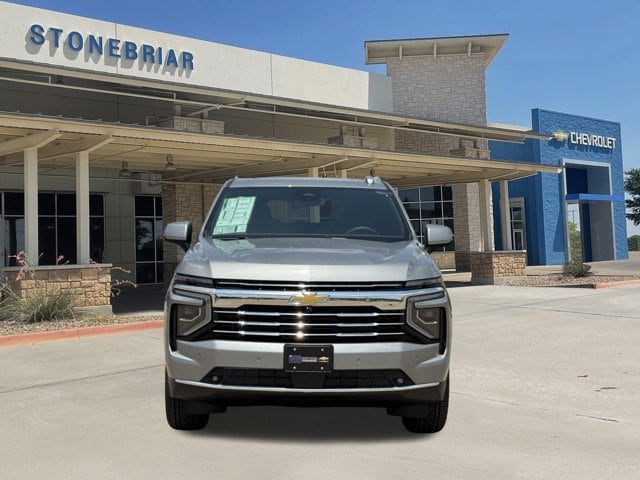 2026 Chevrolet Suburban LT - Photo 8