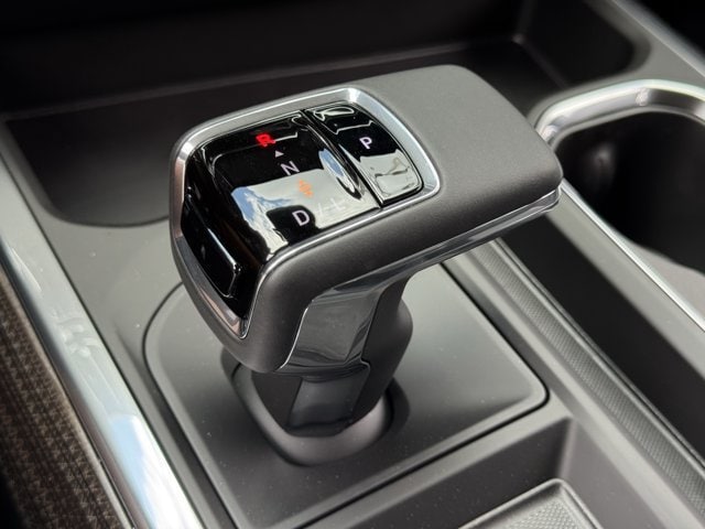 2026 Chevrolet Silverado 1500 LT - Photo 17