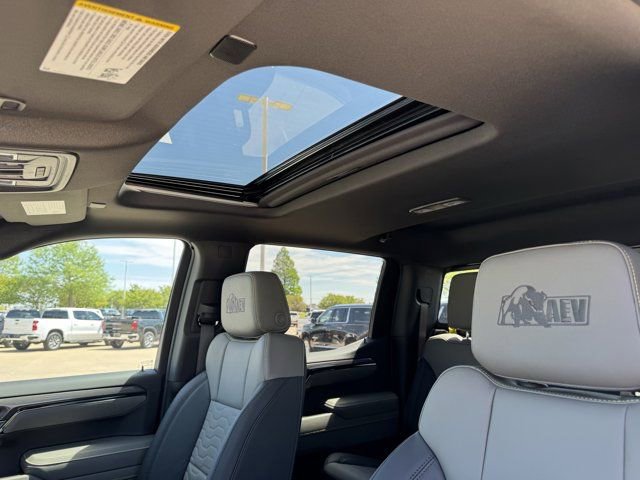 2026 Chevrolet Silverado 1500 ZR2 - Photo 25