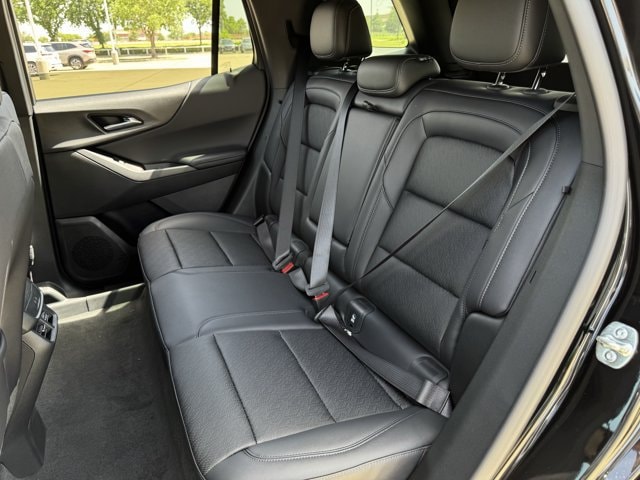 2027 Chevrolet Equinox LT - Photo 23