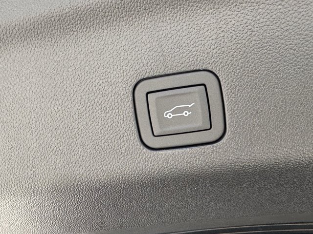 2026 Chevrolet Suburban LT - Photo 28