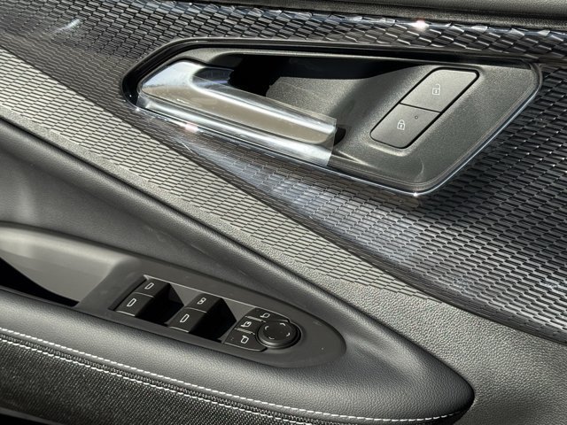 2026 Chevrolet Blazer EV LT - Photo 19