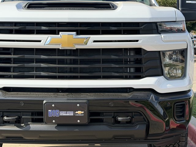 2026 Chevrolet Silverado 2500 HD Custom - Photo 9